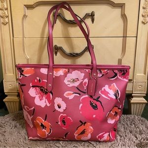 Coach floral pink tote